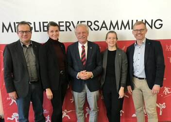 Horst Seehofer wünscht sich Universiade im Jahr 2025